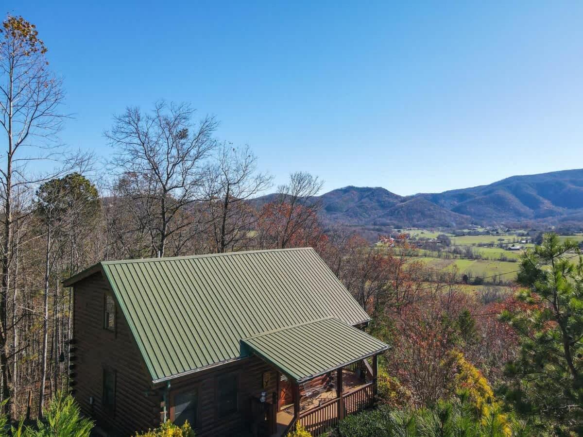 Gorgeous View. Hot Tub. Privacy. Fireplace. Pool & Fishing Access! Sevierville Dış mekan fotoğraf